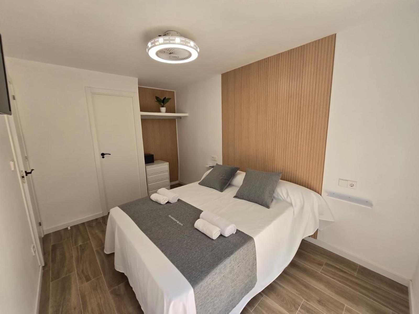 Suites Alameda Centro Levante Benidorm Esterno foto