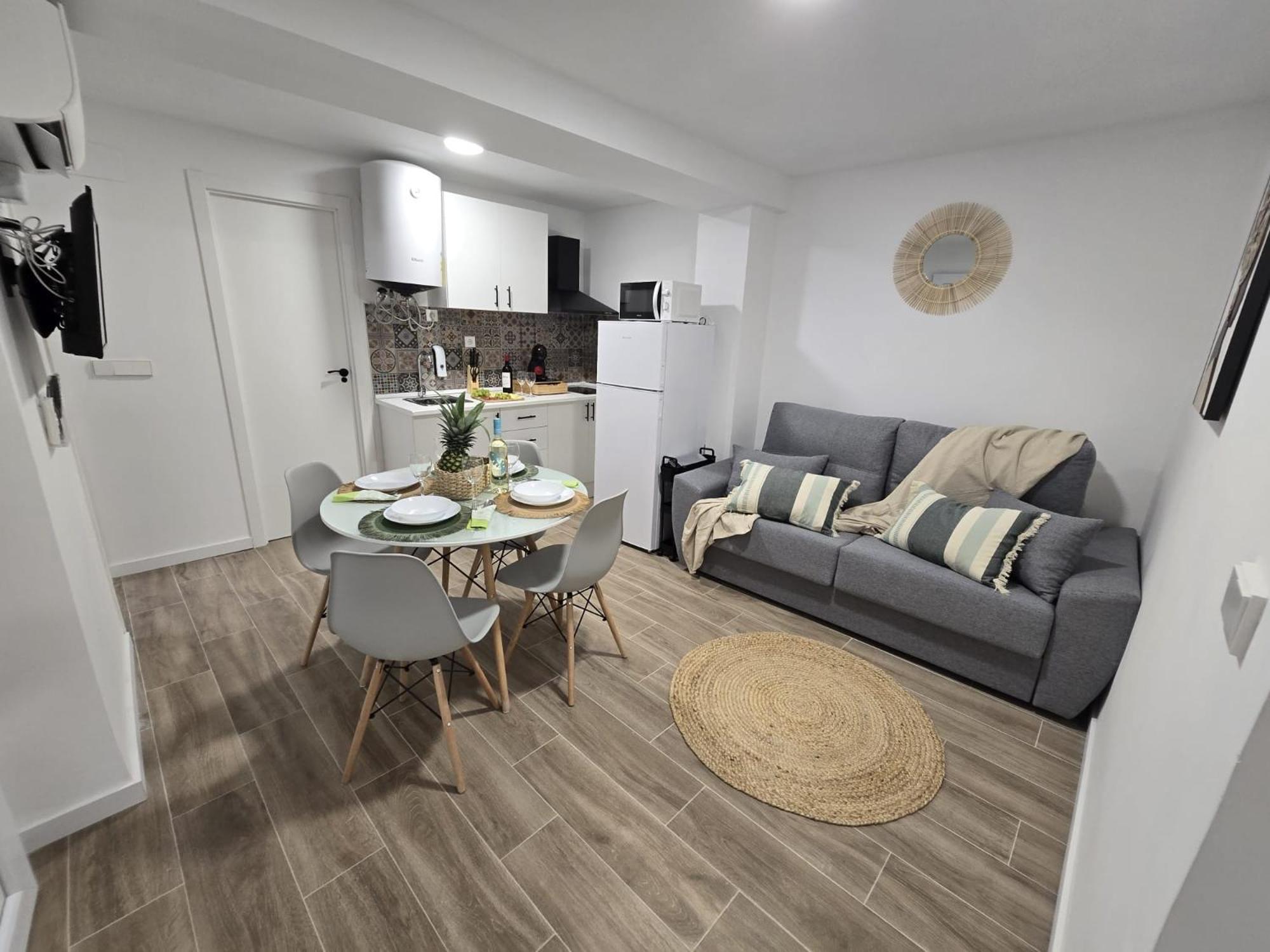 Suites Alameda Centro Levante Benidorm Esterno foto